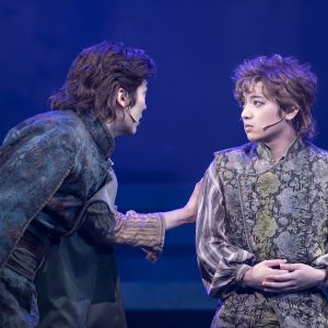美しき世界観で描かれるプロジェクトの集大成、劇団シャイニング『BLOODY SHADOWS』開幕 イメージ画像