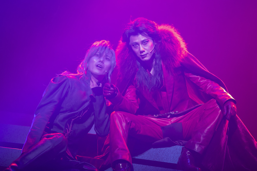 美しき世界観で描かれるプロジェクトの集大成、劇団シャイニング『BLOODY SHADOWS』開幕 イメージ画像