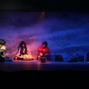 足掻くほどに堕ちていく…髙橋祐理主演の舞台「蟻地獄」開幕　板倉俊之が描くサスペンス イメージ画像