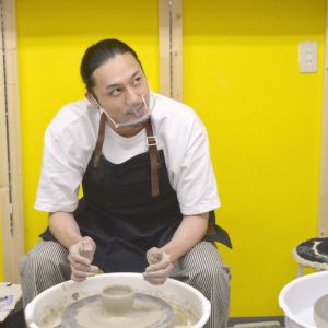 浅草デートで「あ〜ん」に挑戦!?　『稲垣成弥のまずやる!チャンネル』潜入取材第2弾 イメージ画像
