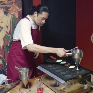 浅草デートで「あ〜ん」に挑戦!?　『稲垣成弥のまずやる!チャンネル』潜入取材第2弾 イメージ画像