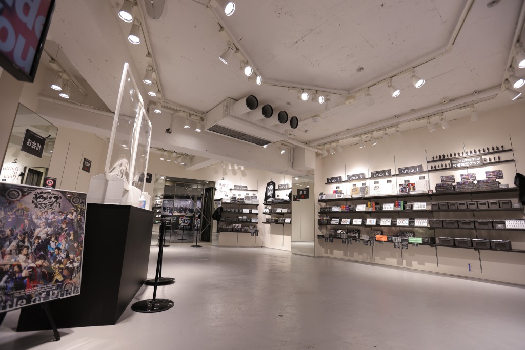 ヒプステBoP衣装展が本日から開催！ ライブ衣装・舞台写真など展示へ イメージ画像