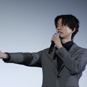 荒木宏文「気構えずに楽に観てもらえるというのが、映像の1つの魅力」　映画『ヒットマン・ロイヤー』公開記念舞台挨拶レポート イメージ画像